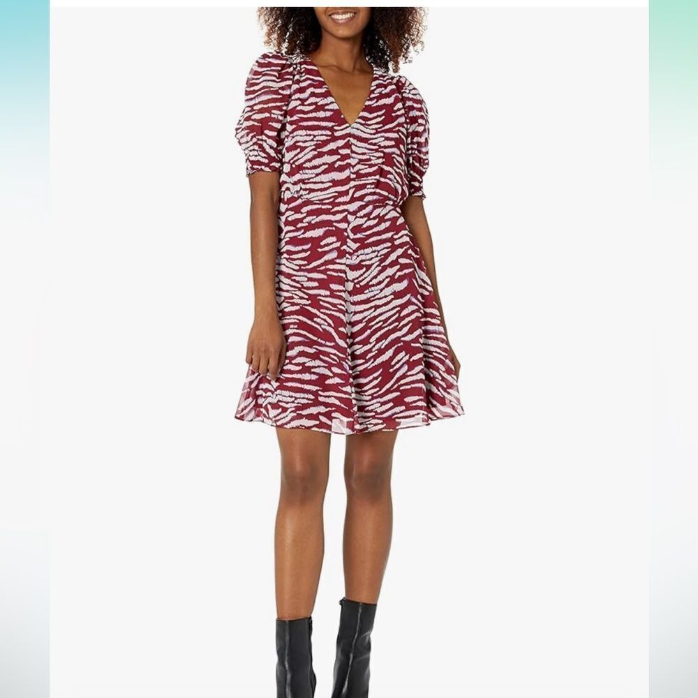 Vince Camuto Women's Casual Printed Fit and Flare Dress 10